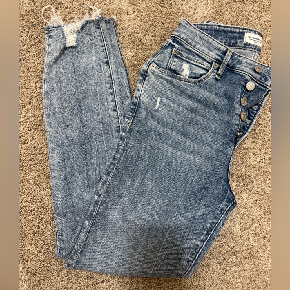 Abercrombie & Fitch High Rise Light Blue Jeans